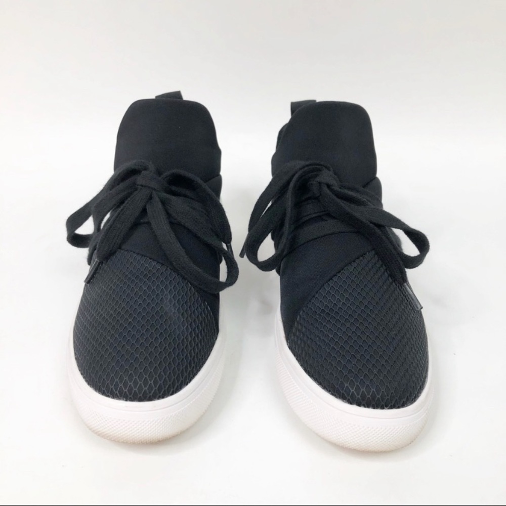 Steve Madden sneakers